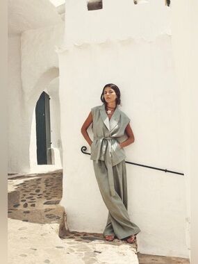 Zara 100% Linen Sleeveless Tie-Waist Vest & Wide-Leg Trouser 2-Piece Set